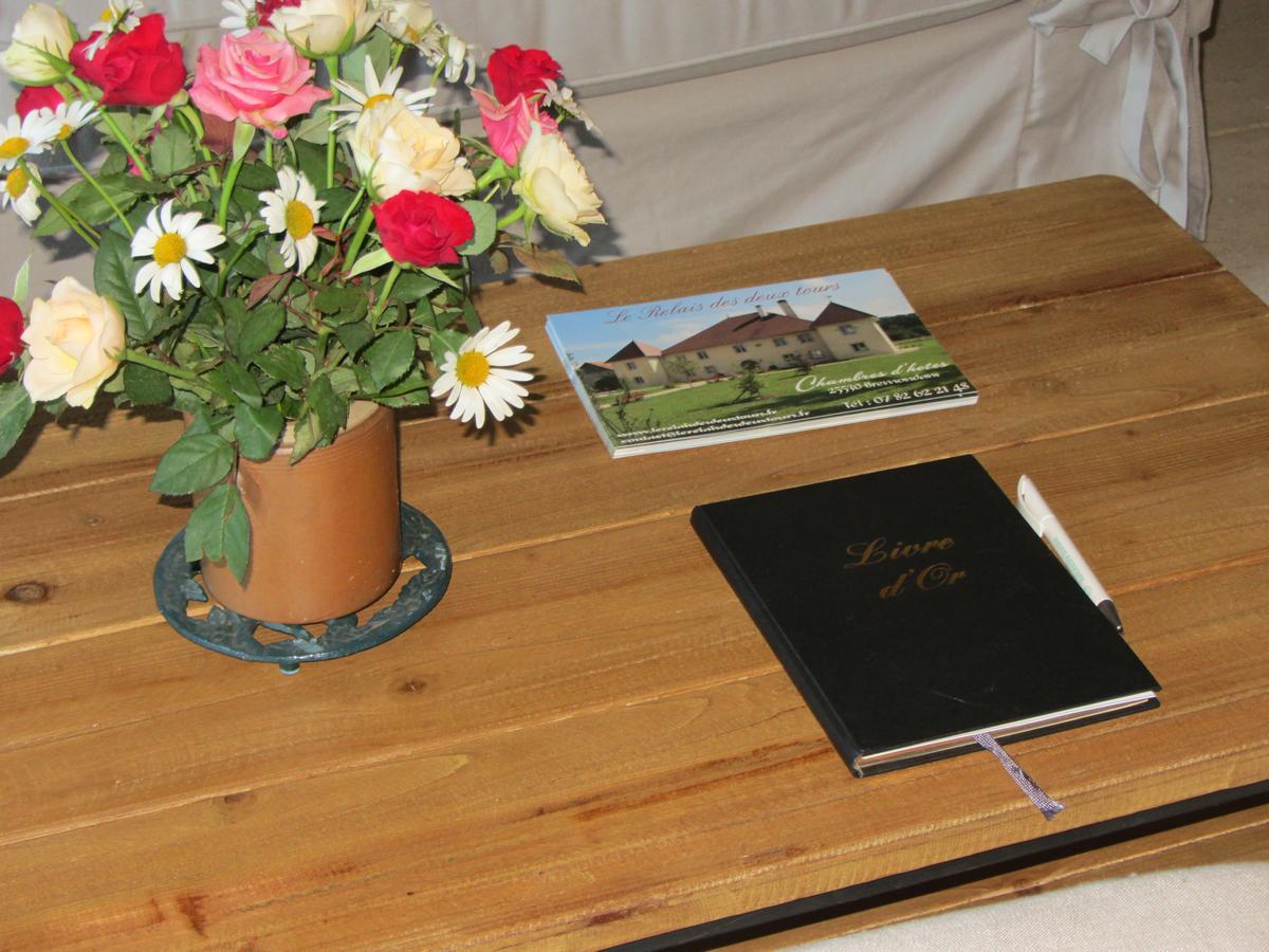 Le Relais Des Deux Tours Bed & Breakfast Bremondans Exterior photo