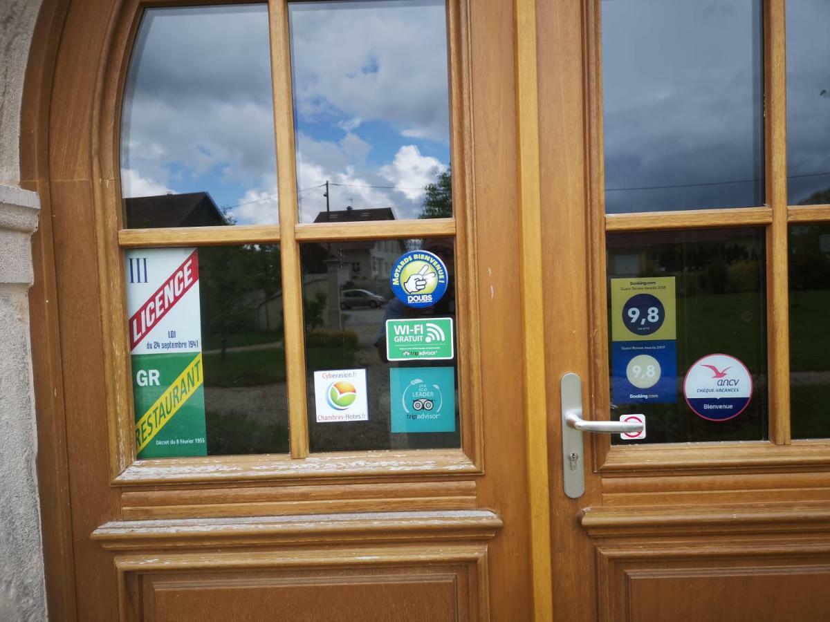 Le Relais Des Deux Tours Bed & Breakfast Bremondans Exterior photo